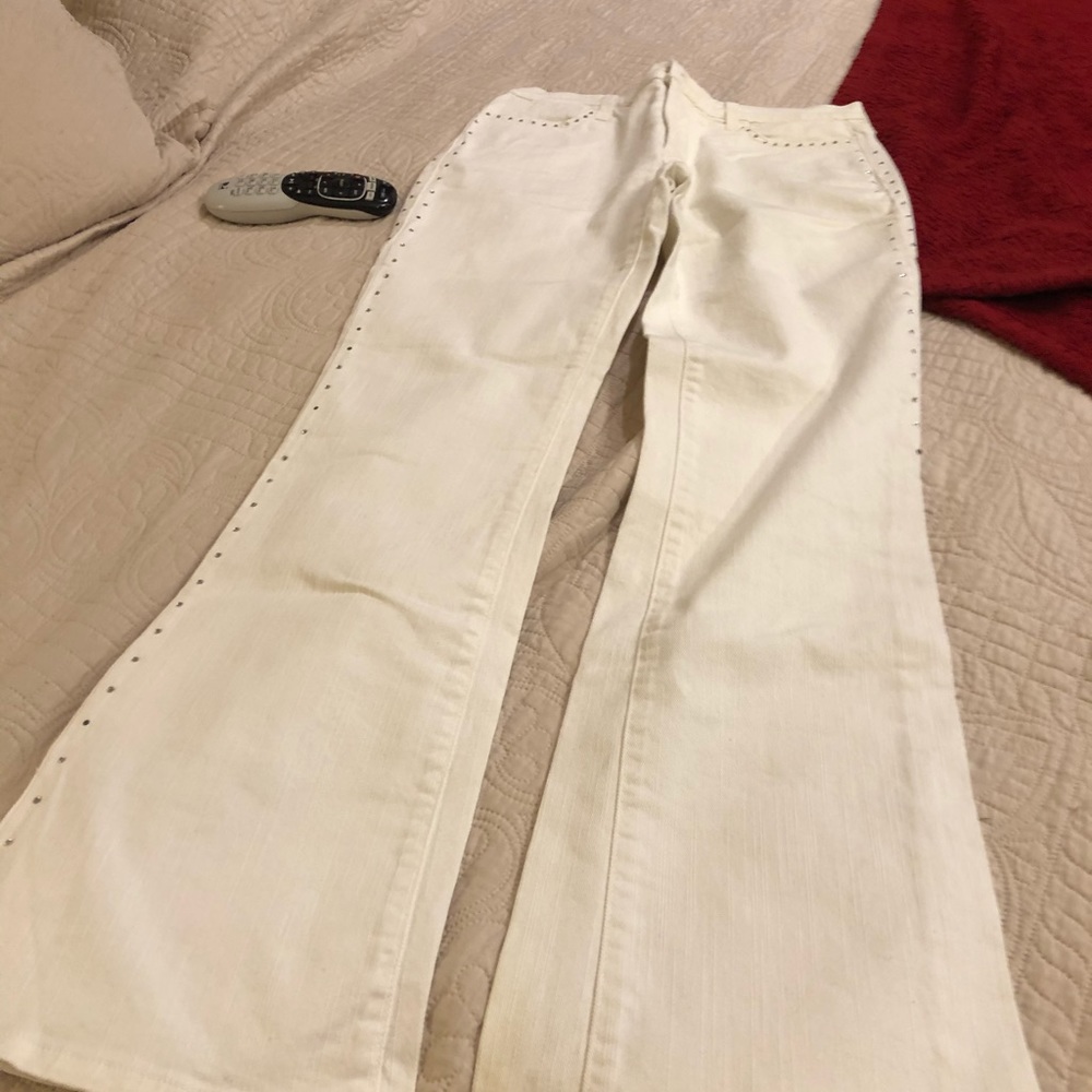 White jeans NYDJ